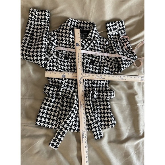 Last Kiss Women's Black & White Long Sleeve 4-Button Tie Closure Jacket Coat SM - Picture 9 of 10